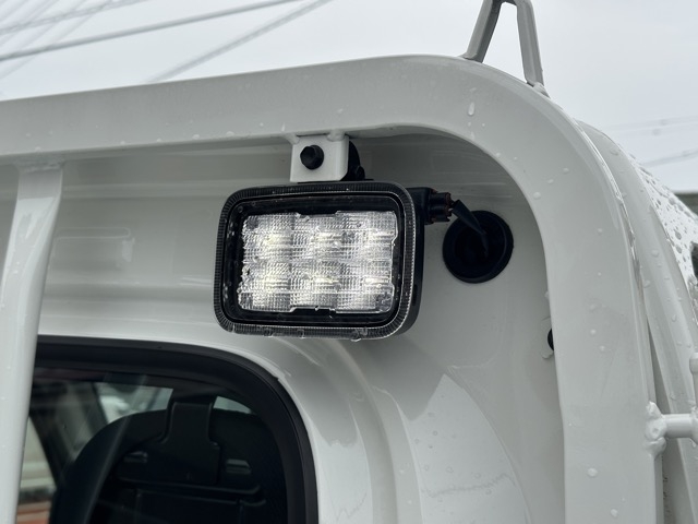 サンバー(スバル)届出済未使用車 13