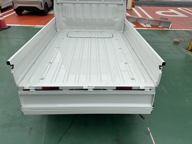 サンバー(スバル)届出済未使用車 5