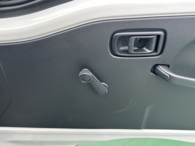 ハイゼットＴのＯＥＭ(ダイハツ)届出済未使用車 内外装写真他２