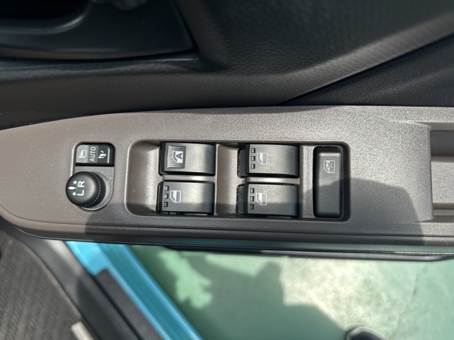 ルーミー(トヨタ)中古車 13
