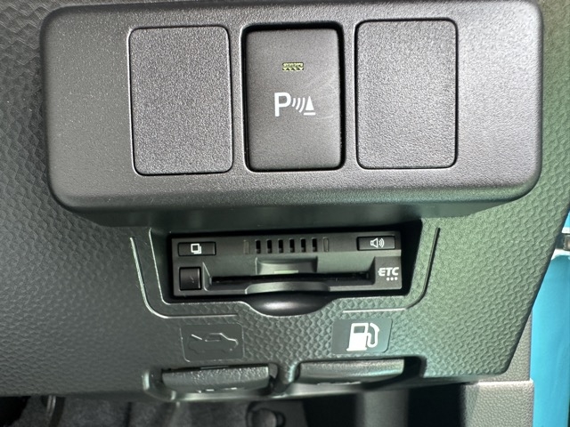 ルーミー(トヨタ)中古車 15