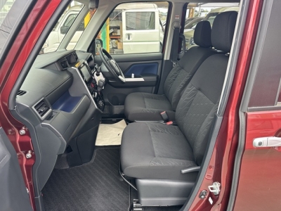 ルーミー(トヨタ)中古車 前席内装