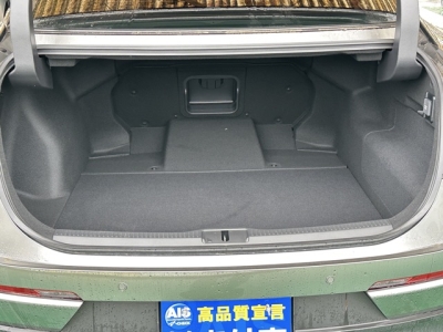 クラウンクロスオーバー(トヨタ)中古車 内外装写真他１