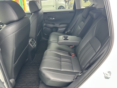 ZR-V(ホンダ)中古車 後席内装