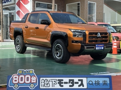 トライトン(三菱)中古車 全体