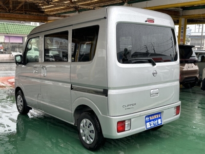 NV１００クリッパー(ニッサン)中古車 後方