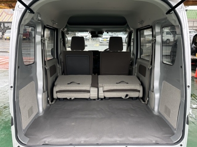 NV１００クリッパー(ニッサン)中古車 内外装写真他１