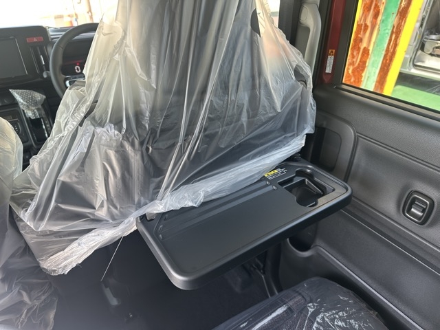 スペーシア(スズキ)届出済未使用車 9