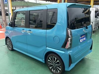 タントカスタム(ダイハツ)中古車 後方