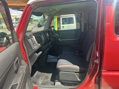 ハスラー(スズキ)中古車 前席内装