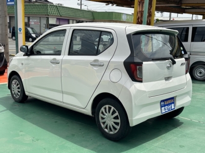 ミライース(ダイハツ)中古車 後方