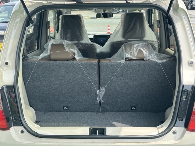 ラパン(スズキ)届出済未使用車 9