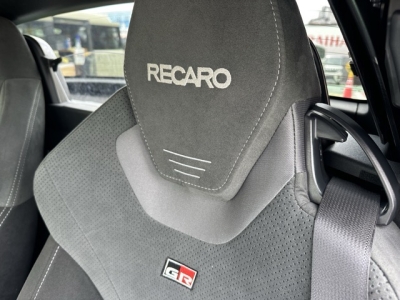 コペン(ダイハツ)中古車 後席内装