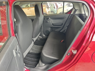 ミライース(ダイハツ)中古車 後席内装