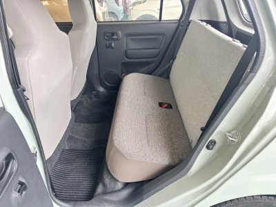 ミラトコット(ダイハツ)中古車 後席内装