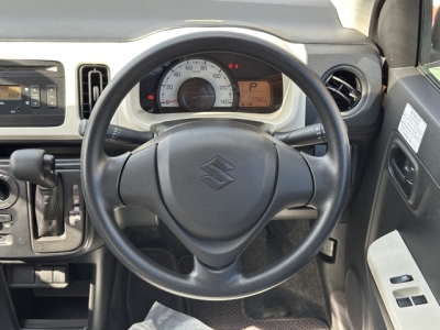 アルト(スズキ)中古車 内外装写真