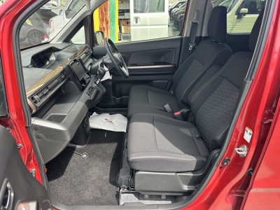 ワゴンRカスタムＺ(スズキ)中古車 前席内装