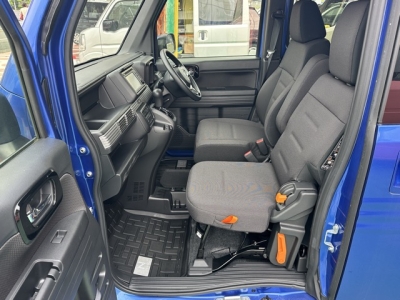 N-VAN(ホンダ)中古車 前席内装