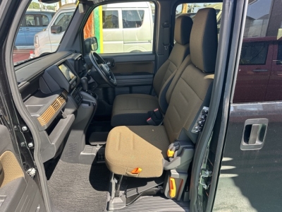 N-VAN(ホンダ)届出済未使用車 前席内装