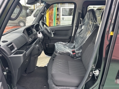アトレー(ダイハツ)届出済未使用車 前席内装