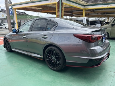 スカイライン(ニッサン)中古車 後方