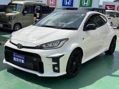 GRヤリス(トヨタ)中古車 前方