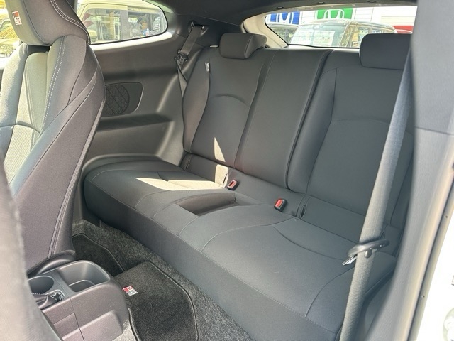 GRヤリス(トヨタ)中古車 4