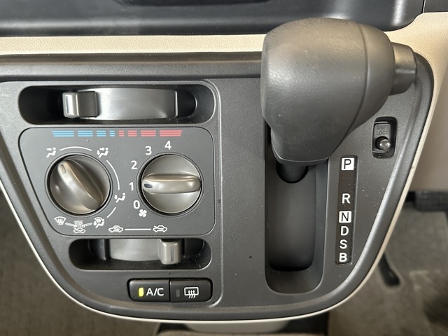 パッソ(トヨタ)中古車 12