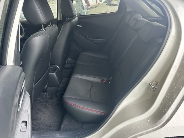 MAZDA2(マツダ)中古車 4