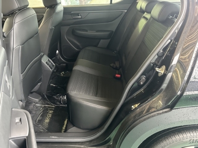 WR-V(ホンダ)登録済未使用車 前席内装