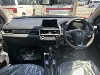 WR-V(ホンダ)登録済未使用車 内外装写真