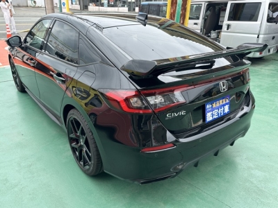 シビック(ホンダ)登録済未使用車 後方