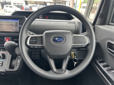シフォン(スバル)中古車 内外装写真他