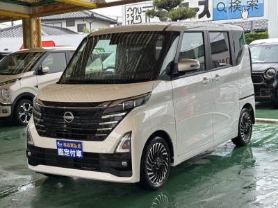 新型ルークス(ニッサン)中古車 前方