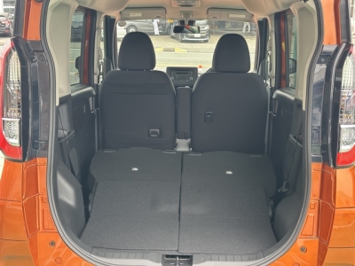 eKクロススペース(三菱)中古車 内外装写真他２