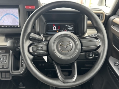 新型スペーシアのOEM(スズキ)中古車 内外装写真