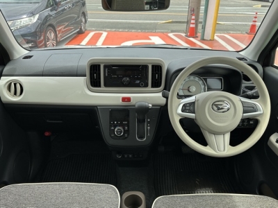 ミラトコット(ダイハツ)中古車 後席から見た前席