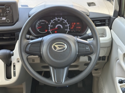 ムーヴ(ダイハツ)中古車 内外装写真