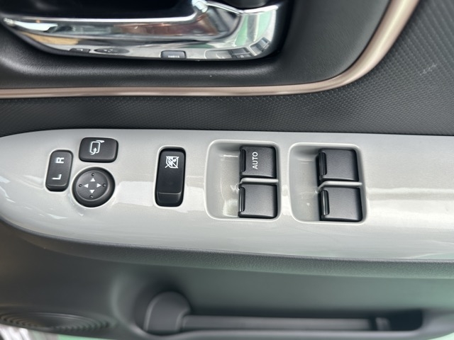 ワゴンRスマイル(スズキ)届出済未使用車 12