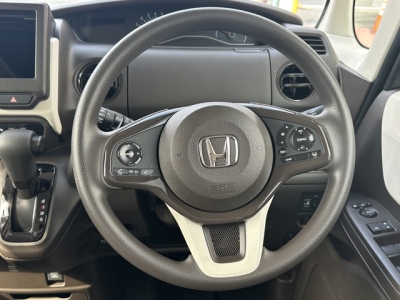 N-BOX(ホンダ)中古車 内外装写真他１