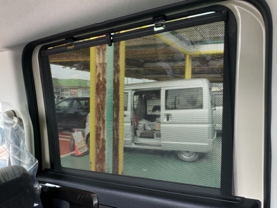 N-BOX(ホンダ)中古車 後席から見た前席