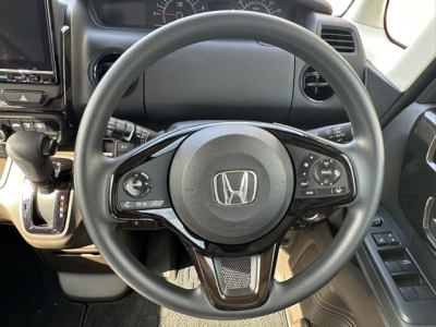 N-BOX(ホンダ)中古車 内外装写真他１