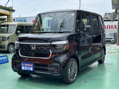 新型N-BOX(ホンダ)届出済未使用車 前方