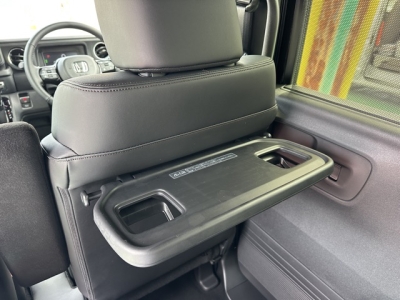 新型N-BOX(ホンダ)届出済未使用車 内外装写真他１
