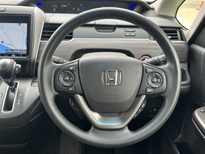 フリード+(ホンダ)中古車 内外装写真他