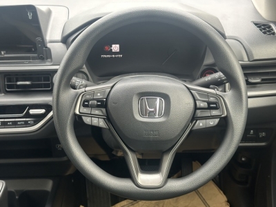 WR-V(ホンダ)登録済未使用車 内外装写真