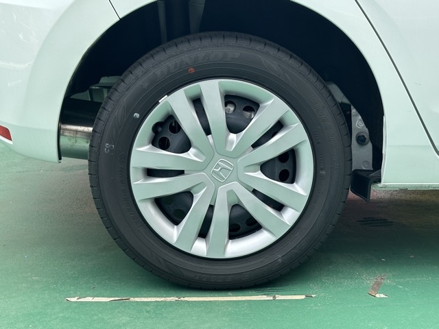 フィット(ホンダ)登録済未使用車 12