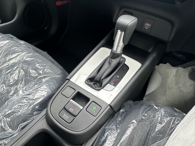 フィット(ホンダ)登録済未使用車 15
