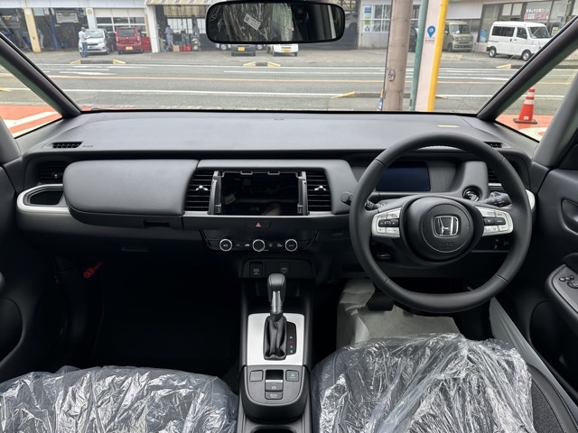 フィット(ホンダ)登録済未使用車 5