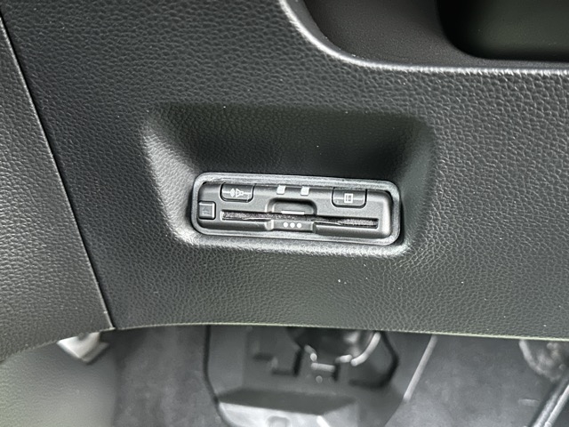 フィット(ホンダ)中古車 16
